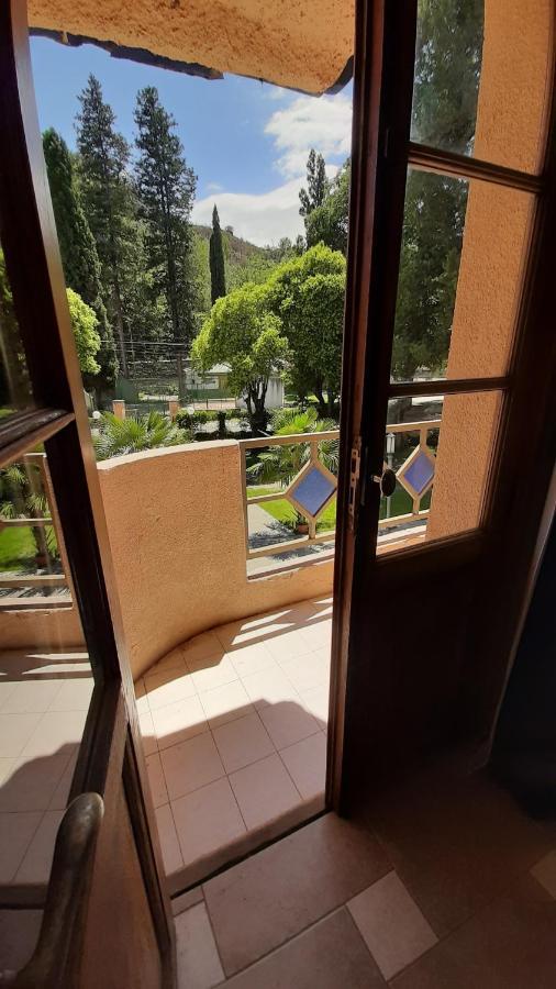 Hotel El Volcan ภายนอก รูปภาพ
